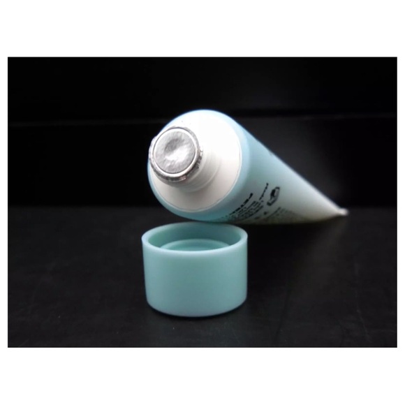 2 x PETER THOMAS ROTH Water Drench Hyaluronic Cloud Cream - .25 oz ea. - Picture 2 of 6